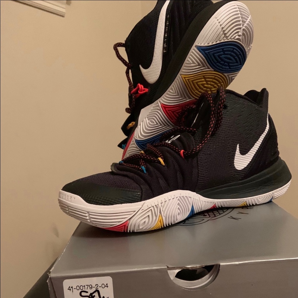 Kyrie 5